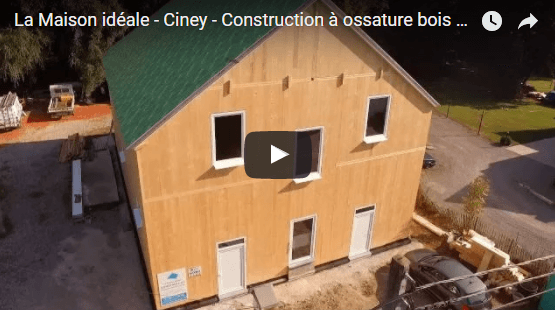 Montage d'un bâtiment multi-résidentiel à Wavre (filmé par un drone)